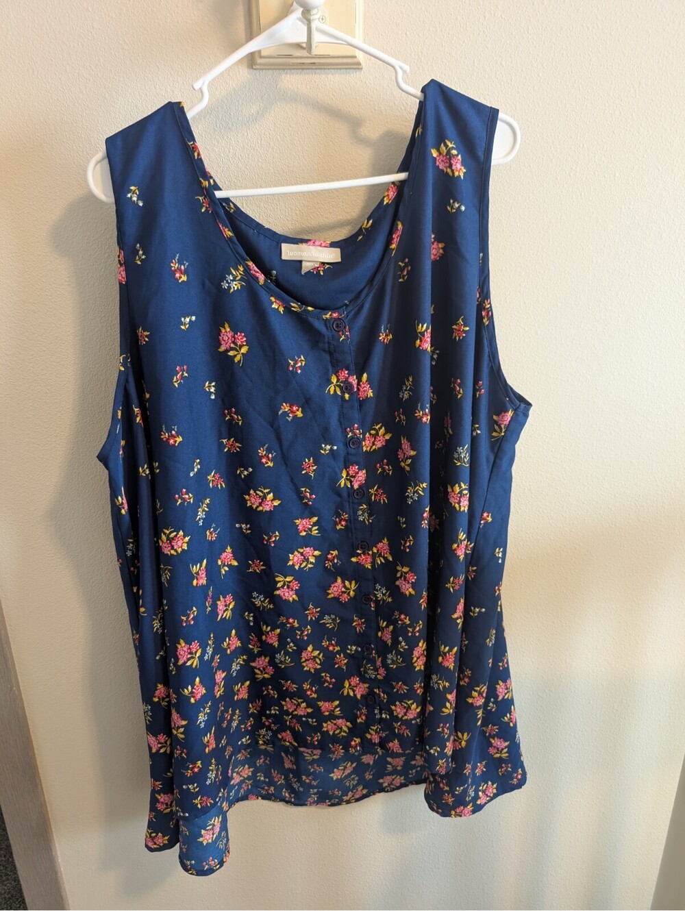Woman Within 26/28 Navy Blue Floral Sleeveless Top Plus Size Button Front 4x EUC